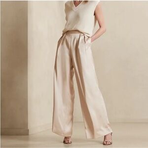 NWT Banana Republic Ultra High Rise Pleated Wide Leg Trousers Oyster Pearl 2